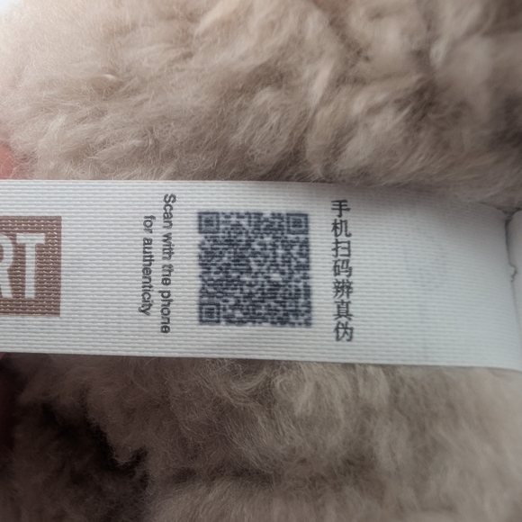 Exciting Macaron - Toffee - Labubu Pop Mart - Picture 8 of 12